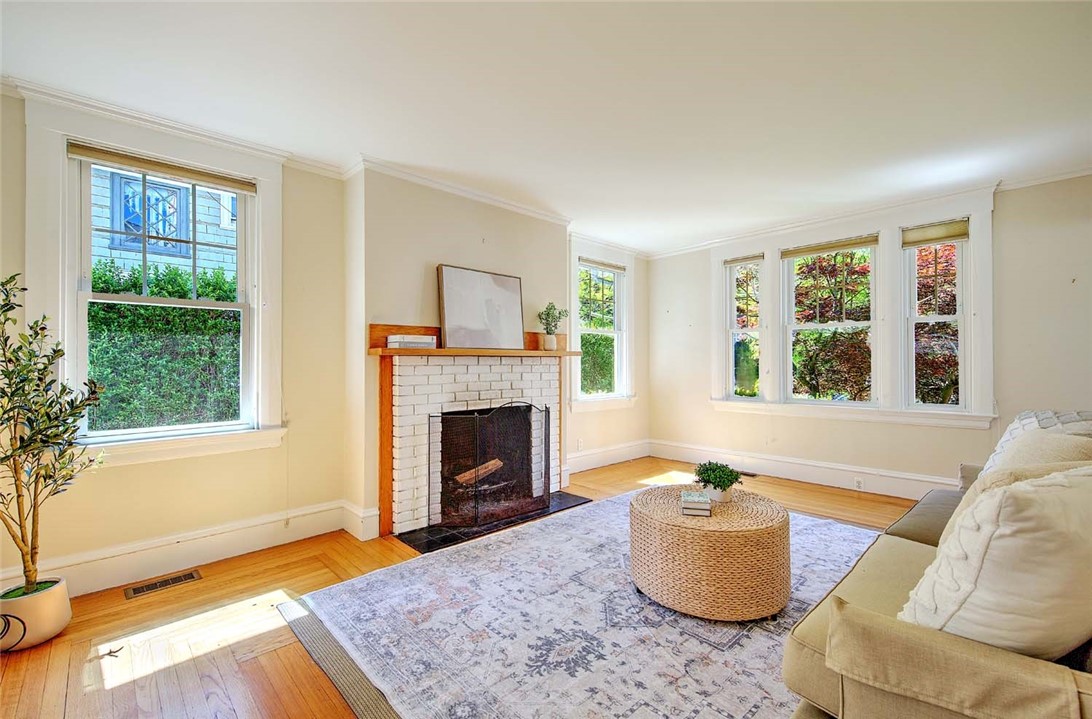 30 Langham Road Providence, RI 02906 - Photo 12 of 39