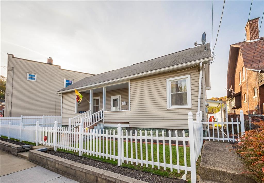 1110 12th Street McKees Rocks, PA 15136 - Photo 2 of 25