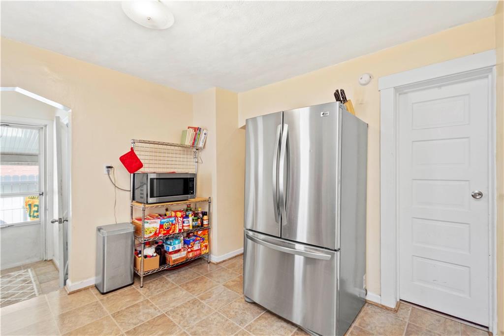 1110 12th Street McKees Rocks, PA 15136 - Photo 9 of 25