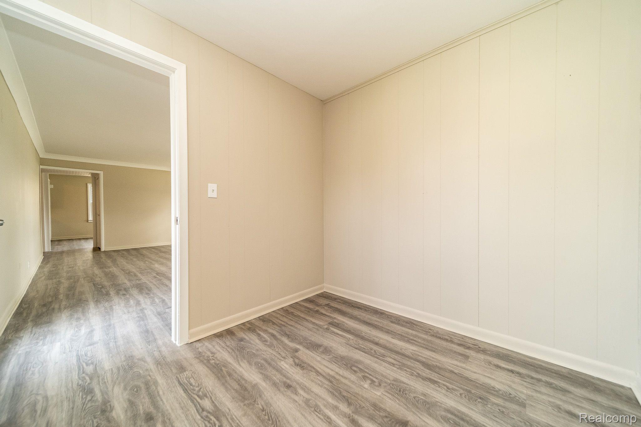 3854 Samuel Avenue Rochester, MI 48309 - Photo 27 of 54 Gallery Image 27