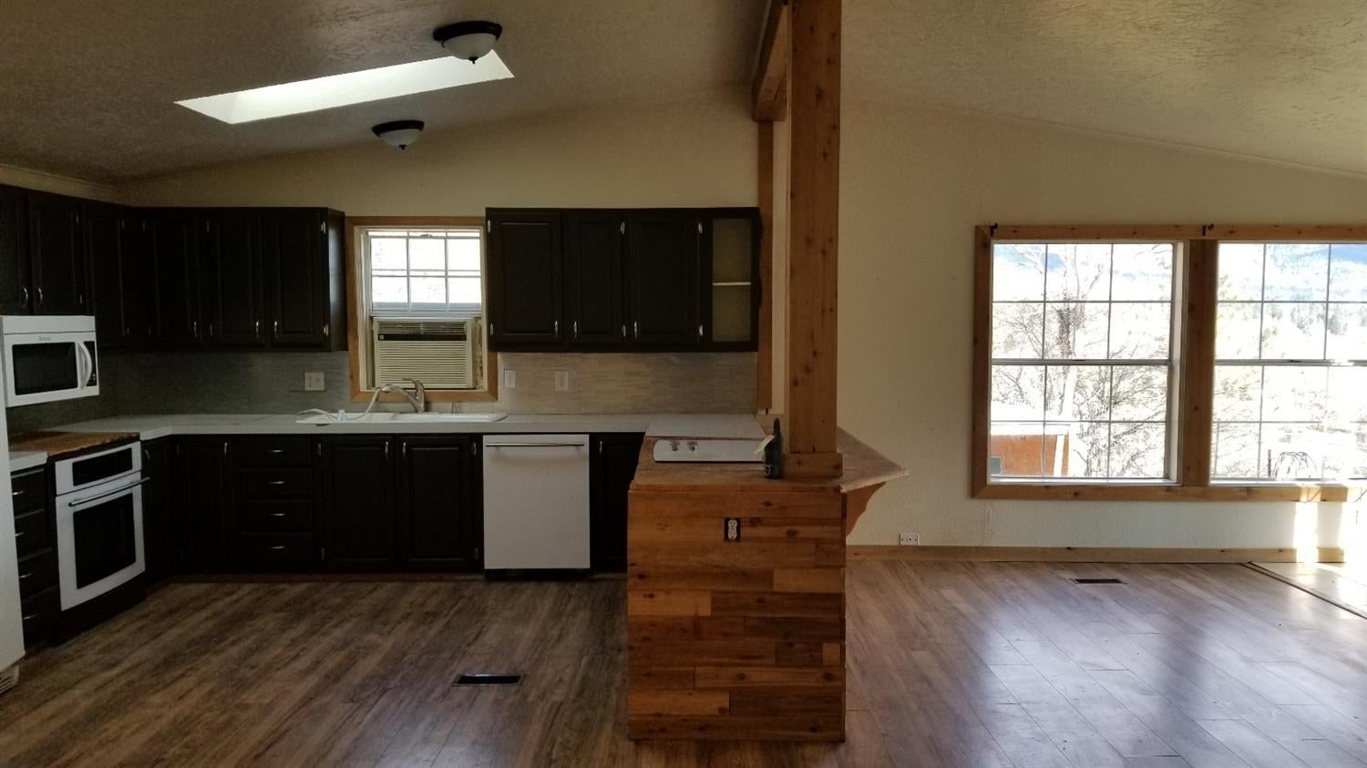 7186 North Applegate Road Grants Pass, OR 97527 - Photo 5 of 35 Additional Photo
