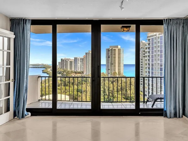 $3,850 | 4200 North Ocean Drive, Unit 21605, Singer Island, FL 33404
