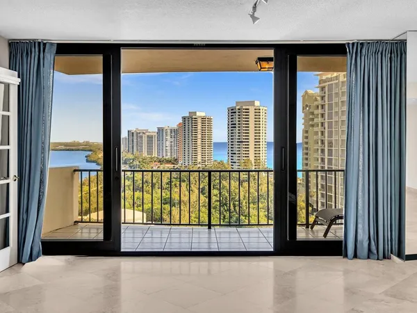 $3,850 | 4200 North Ocean Drive, Unit 21605, Singer Island, FL 33404