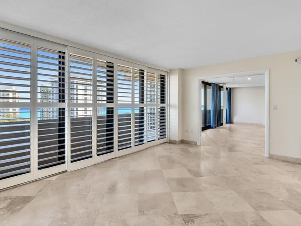 $3,850 | 4200 North Ocean Drive, Unit 21605, Singer Island, FL 33404