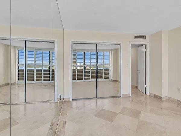 $3,850 | 4200 North Ocean Drive, Unit 21605, Singer Island, FL 33404