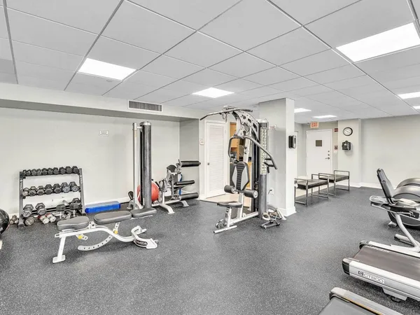 $3,850 | 4200 North Ocean Drive, Unit 21605, Singer Island, FL 33404