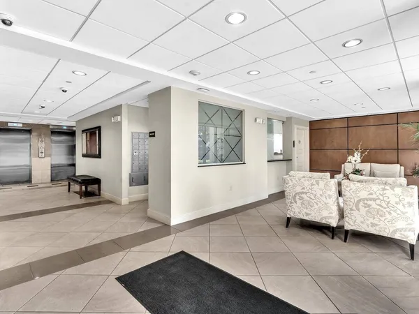 $3,850 | 4200 North Ocean Drive, Unit 21605, Singer Island, FL 33404