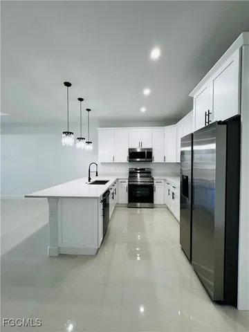 $1,850 | 3950 20th Street West, Lehigh Acres, FL 33971