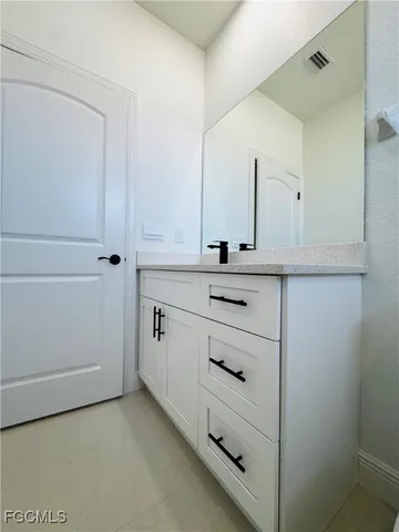 $1,850 | 3950 20th Street West, Lehigh Acres, FL 33971