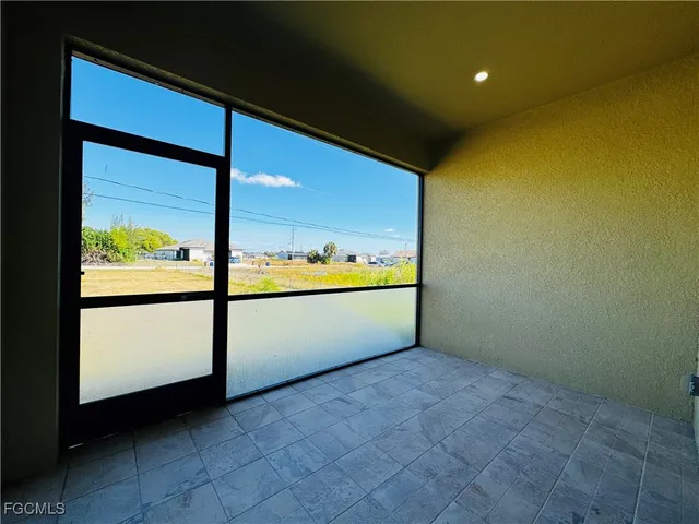 $1,850 | 3950 20th Street West, Lehigh Acres, FL 33971