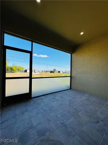 $1,850 | 3950 20th Street West, Lehigh Acres, FL 33971