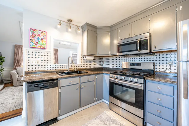 $570,000 | 522 Lincoln Rd Extension, Hyannis, MA 02601