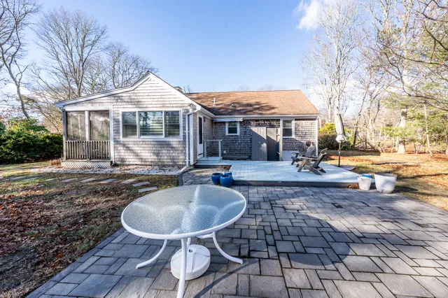 $570,000 | 522 Lincoln Rd Extension, Hyannis, MA 02601