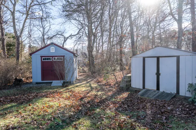 $570,000 | 522 Lincoln Rd Extension, Hyannis, MA 02601