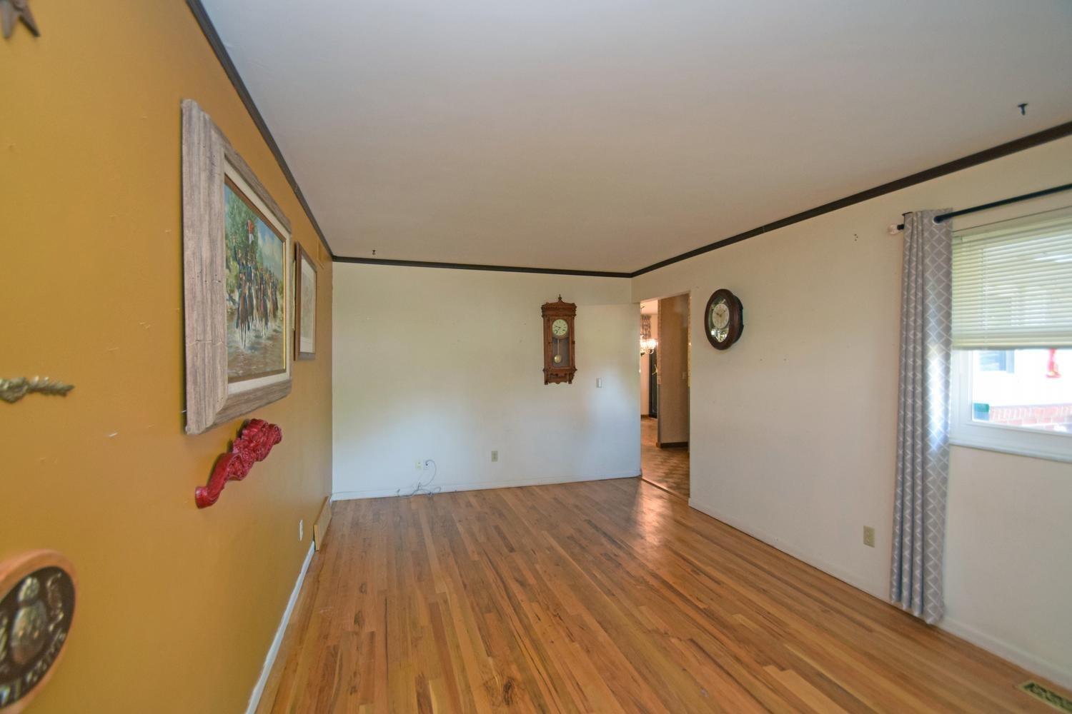 11760 Hanover Road Forest Park, OH 45240 - Photo 5 of 33