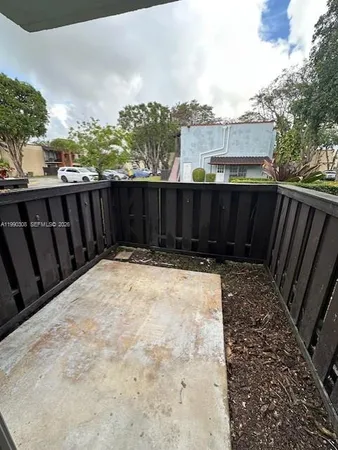 $1,800 | 10776 North Kendall Drive, Unit F17, Miami, FL 33176