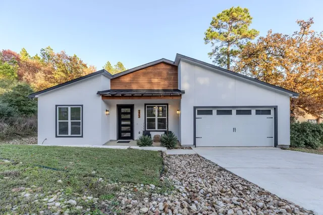 $475,000 | 273 Tahitian Drive, Bastrop, TX 78602