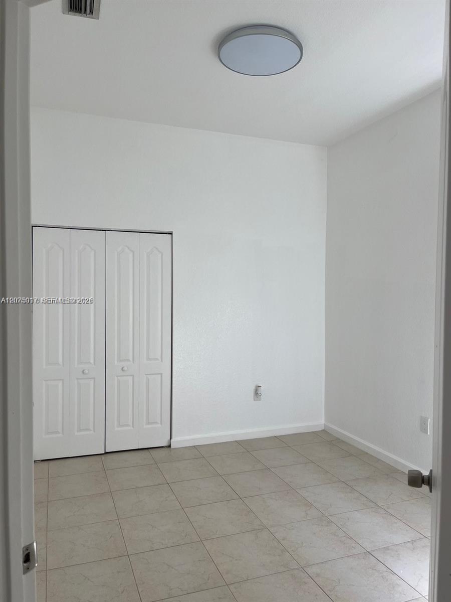 2315 Northeast 37th Road Homestead, FL 33033 - Photo 12 of 24 Gallery Image 12