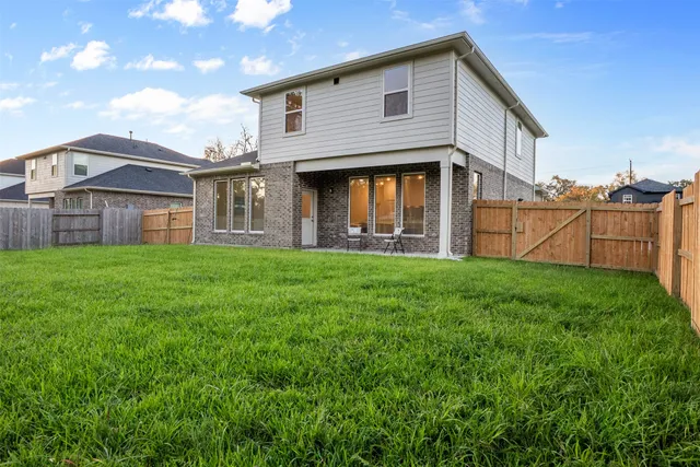 $3,100 | 409 Magnolia Lane, Richwood, TX 77531