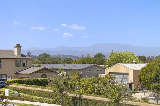 a house view with outdoor space