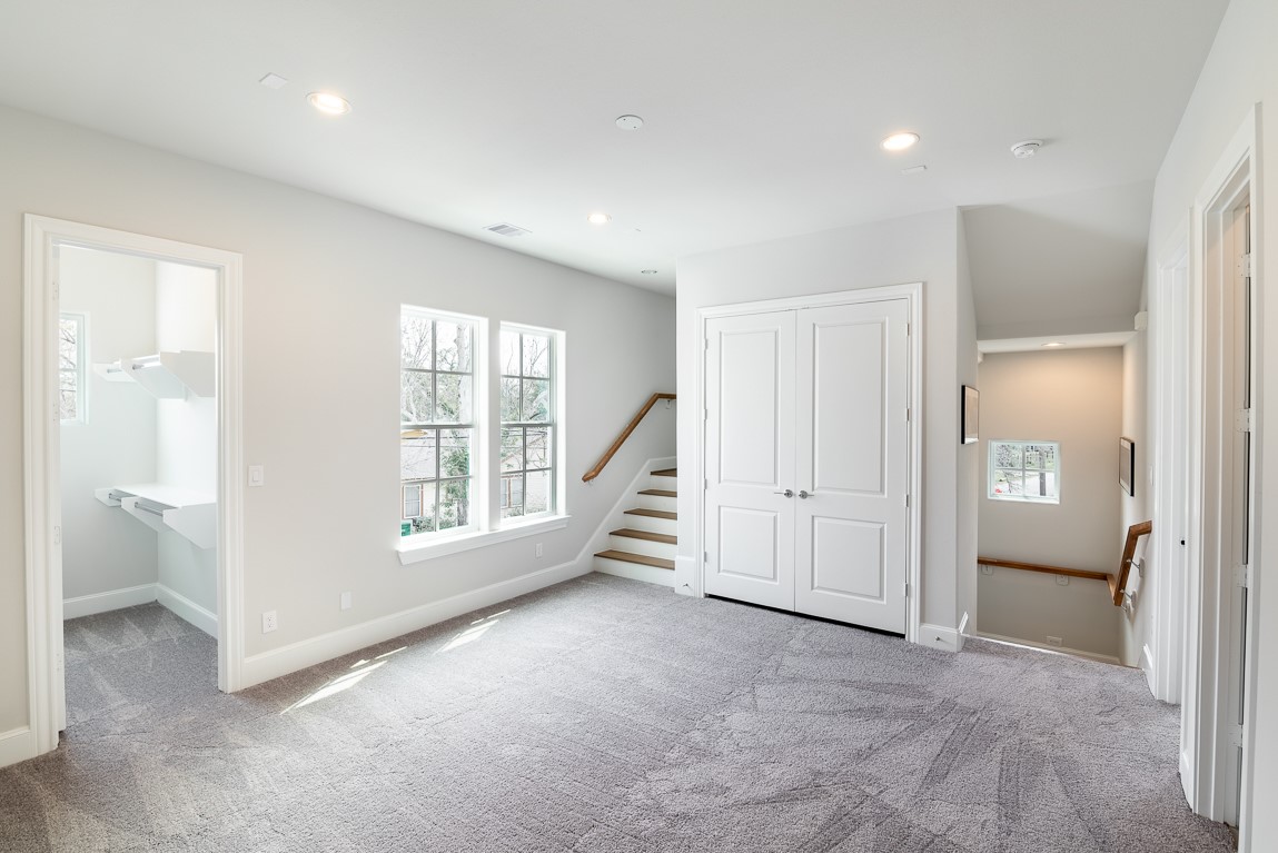 642 Delmar Street Houston, TX 77023 - Photo 16 of 23 a view of an empty room with a window
