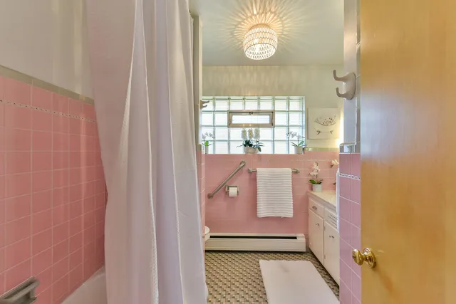 $324,900 | 7806 West Dakota Street, West Allis, WI 53219