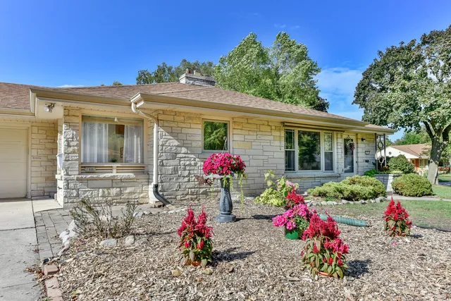 $324,900 | 7806 West Dakota Street, West Allis, WI 53219