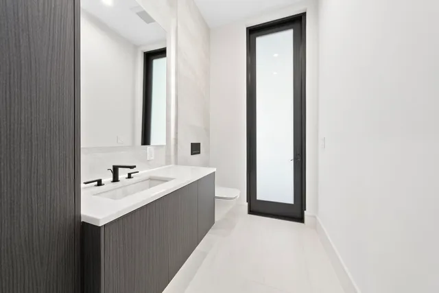 $9,995,000 | 2880 Northeast 9th Street, Pompano Beach, FL 33062