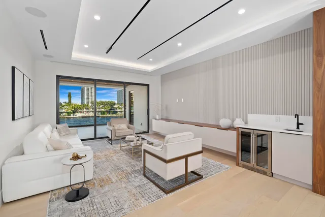 $9,995,000 | 2880 Northeast 9th Street, Pompano Beach, FL 33062