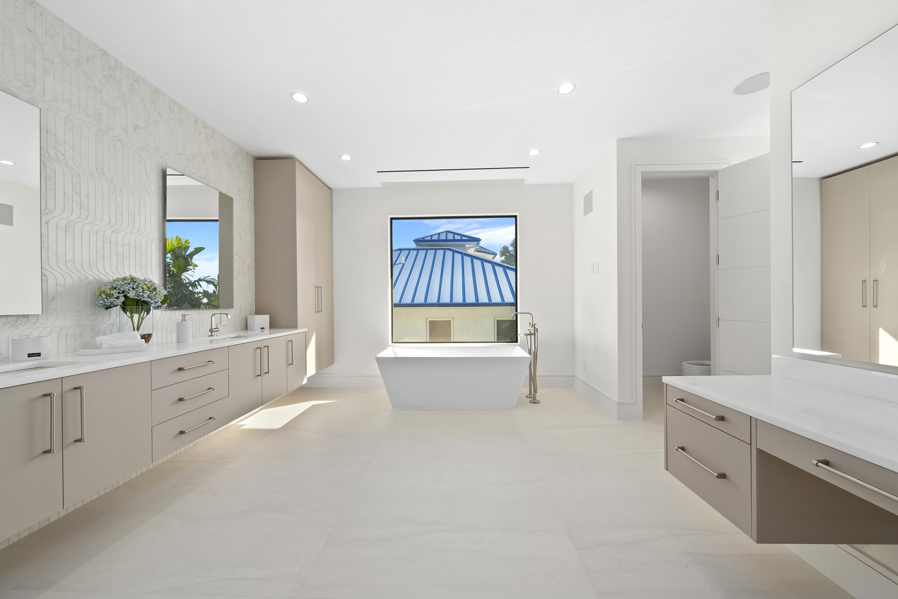 2880 Northeast 9th Street Pompano Beach, FL 33062 - Photo 50 of 61 Mls-Res_4771