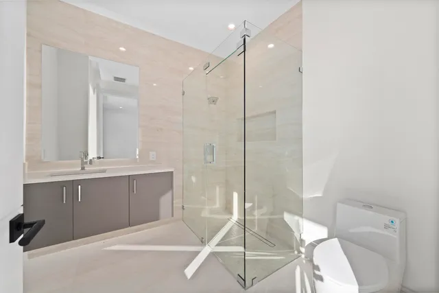 $9,995,000 | 2880 Northeast 9th Street, Pompano Beach, FL 33062