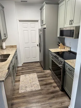 $219,500 | 10201 Courtney Palms Boulevard, Unit 204, Tampa, FL 33619