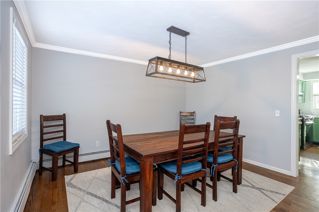 68 Fox Run Cranston, RI 02921 - Photo 12 of 38