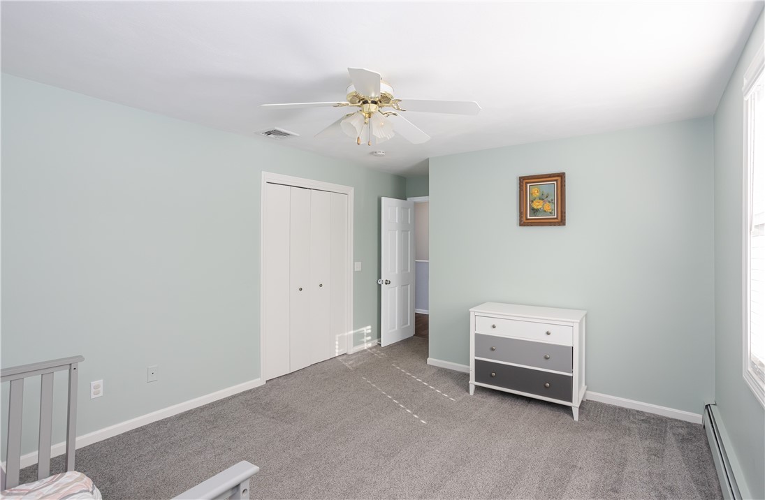 68 Fox Run Cranston, RI 02921 - Photo 18 of 38