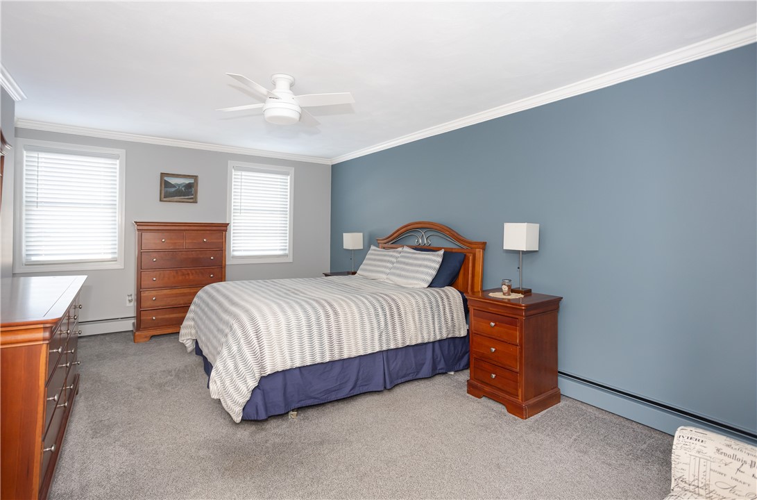 68 Fox Run Cranston, RI 02921 - Photo 20 of 38