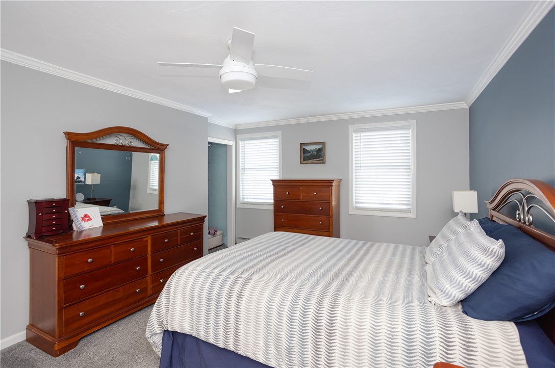 68 Fox Run Cranston, RI 02921 - Photo 23 of 38