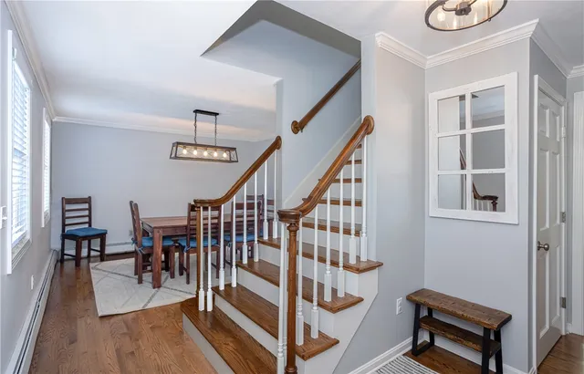 $709,000 | 68 Fox Run, Cranston, RI 02921