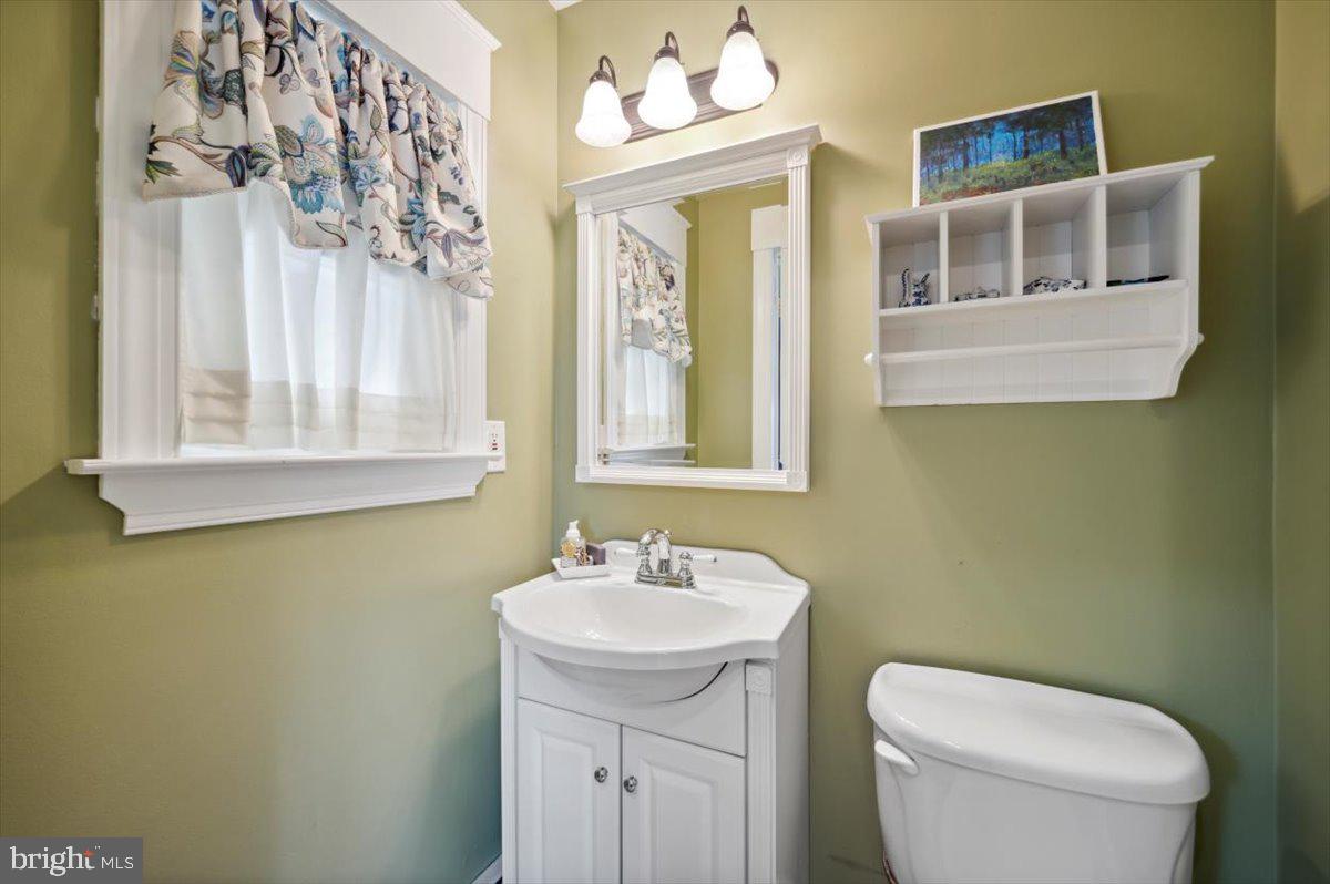 11 East Chelton Road Brookhaven, PA 19015 - Photo 12 of 23