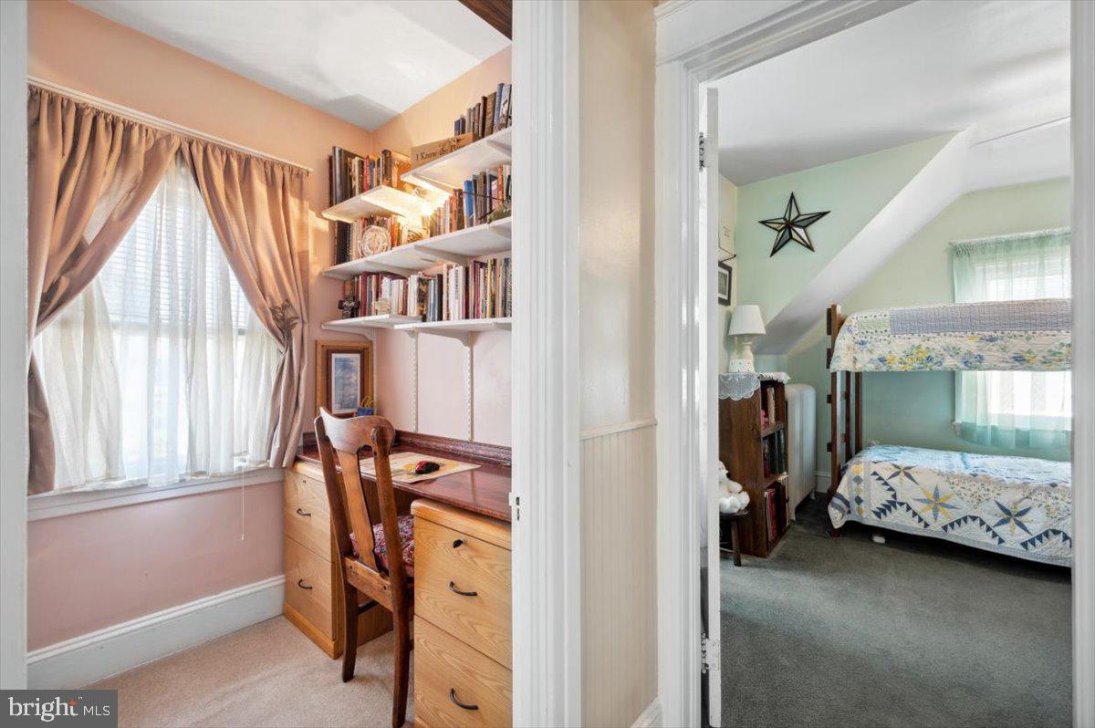 11 East Chelton Road Brookhaven, PA 19015 - Photo 19 of 23