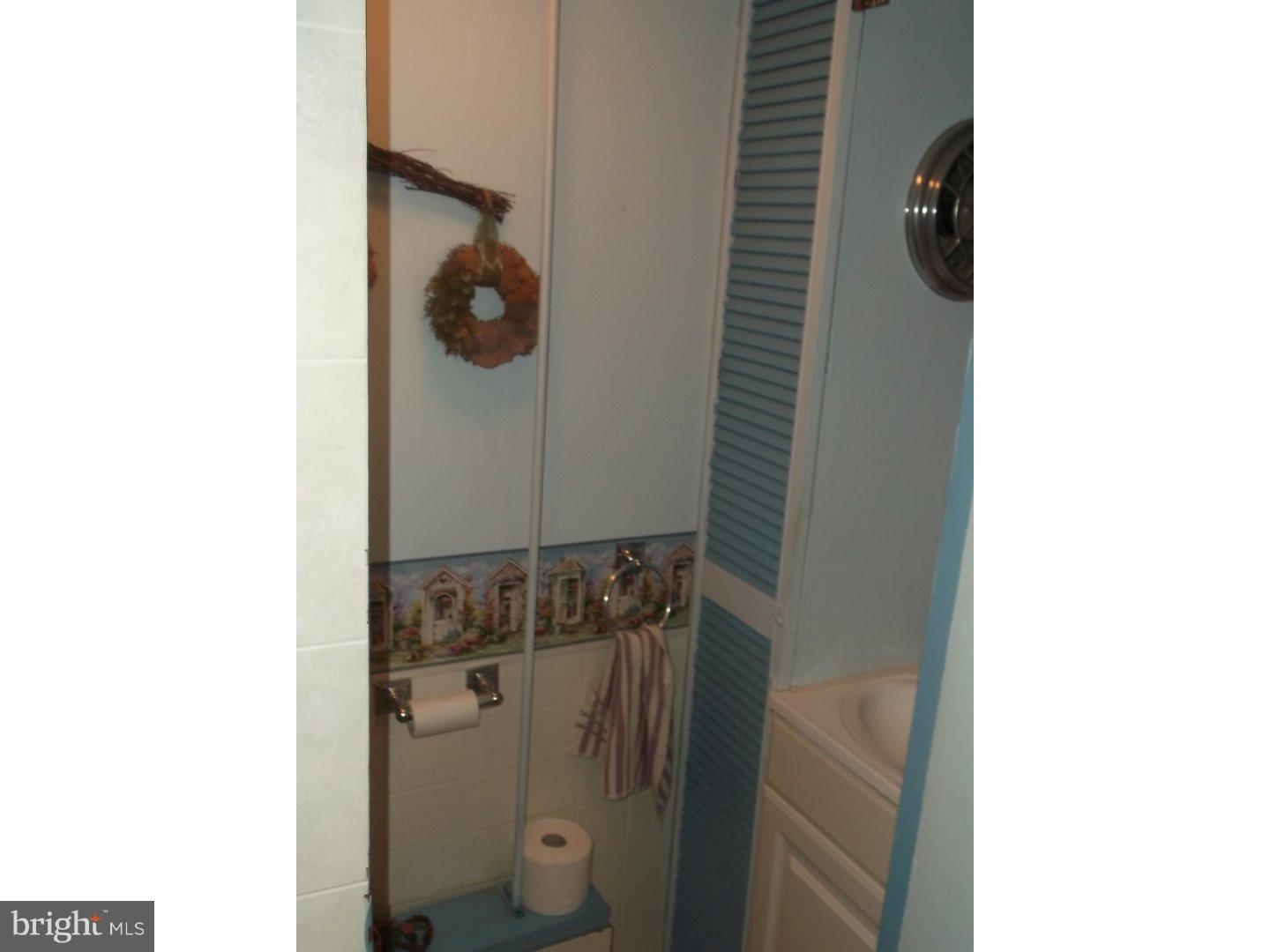 4168 Fairdale Road Philadelphia, PA 19154 - Photo 19 of 24 Gallery Image 19