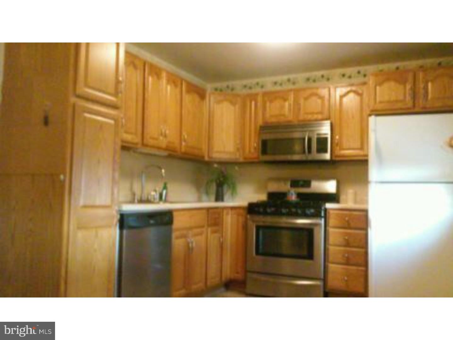 4168 Fairdale Road Philadelphia, PA 19154 - Photo 7 of 24 Gallery Image 7