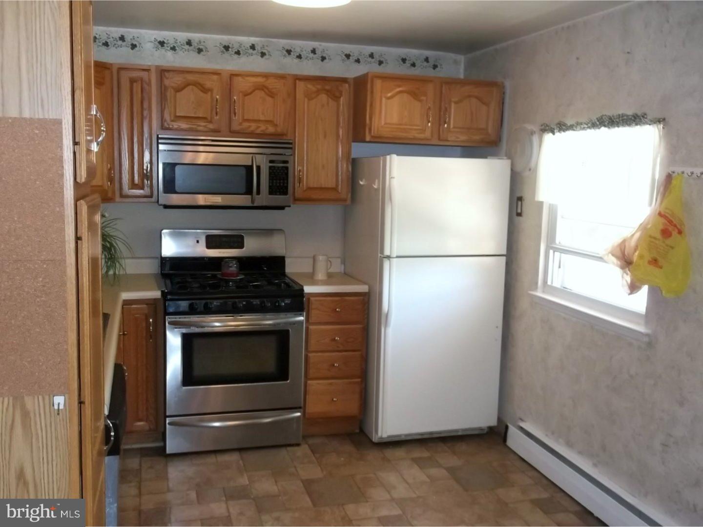 4168 Fairdale Road Philadelphia, PA 19154 - Photo 8 of 24 Gallery Image 8