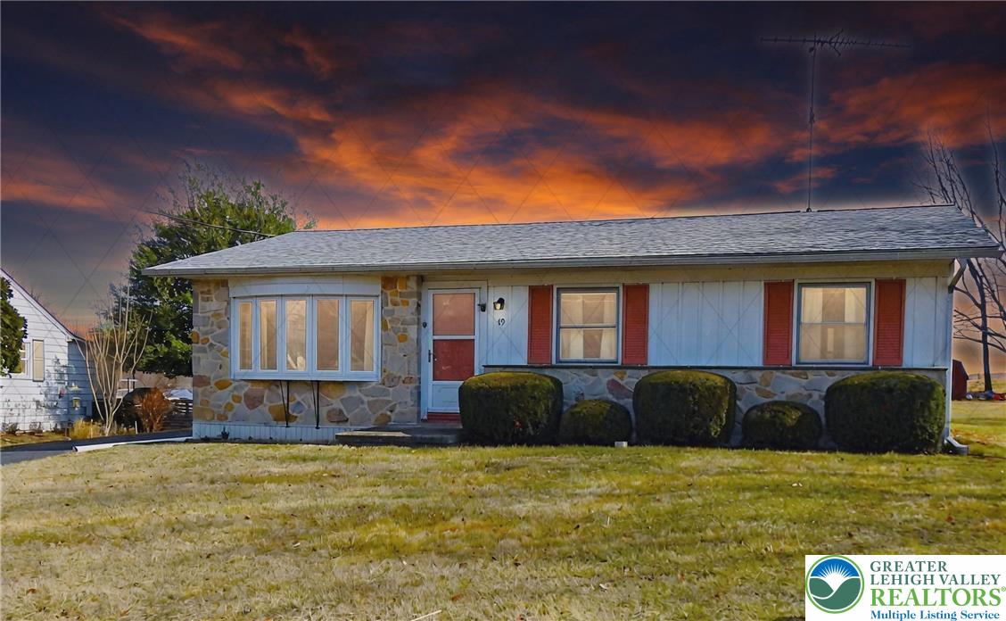 49 South Kemp Road Kutztown, PA 19530 - Photo 2 of 39 Gallery Image 2