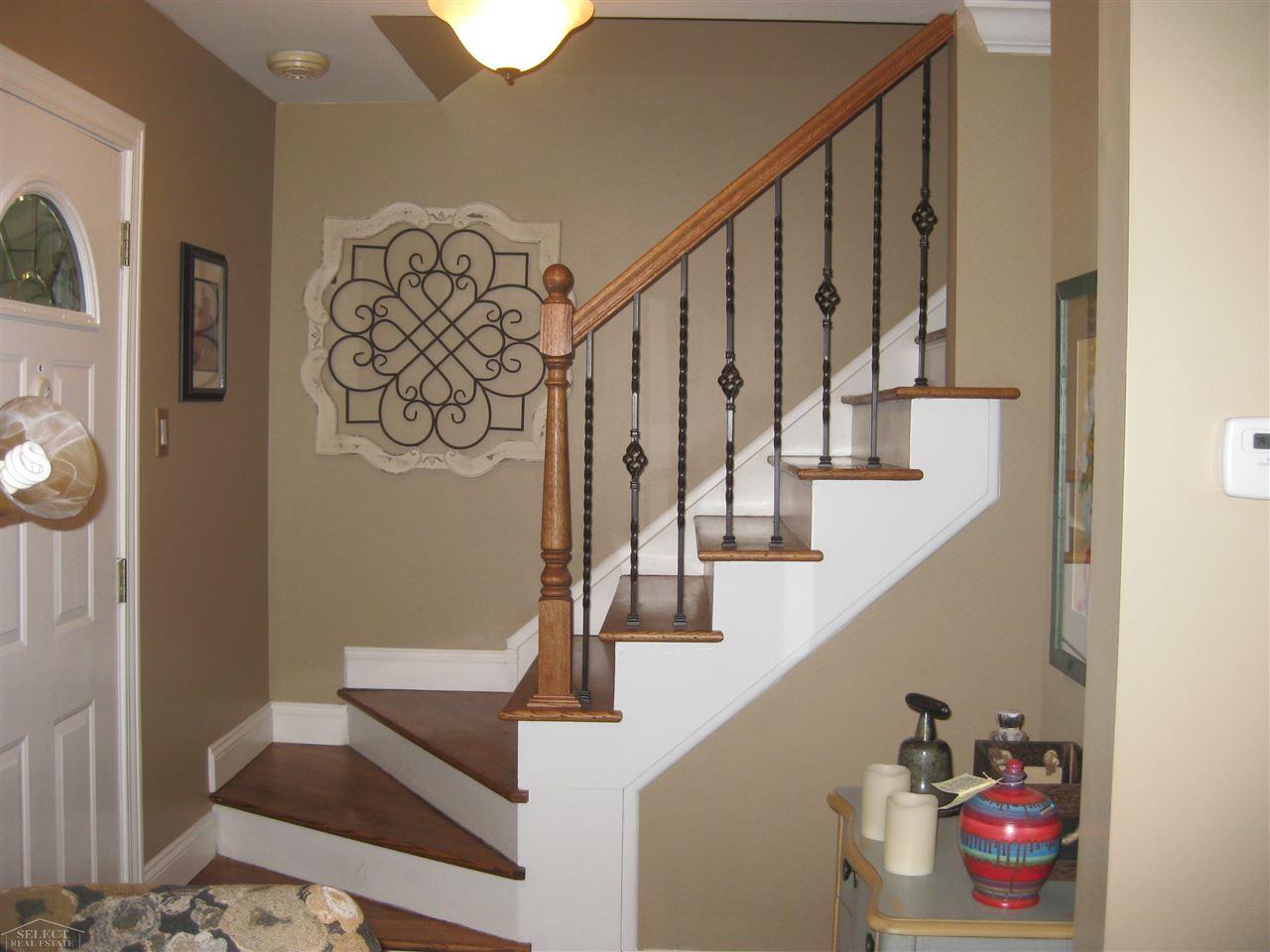 1427 Sycamore Drive Rochester, MI 48307 - Photo 11 of 24 31386952-10.JPG