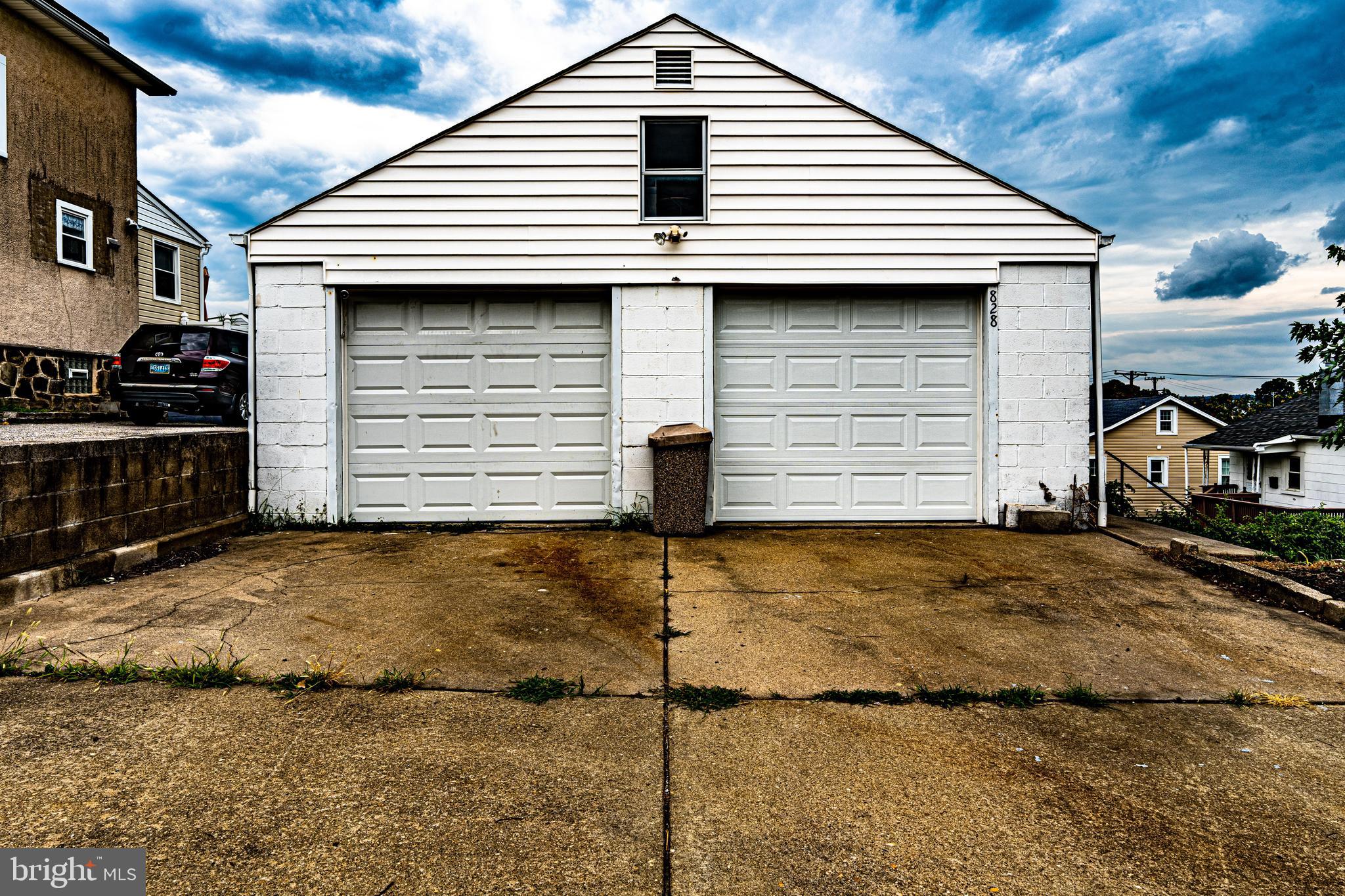828 North Point Road Baltimore, MD 21224 - Photo 20 of 21 2 car detached garage