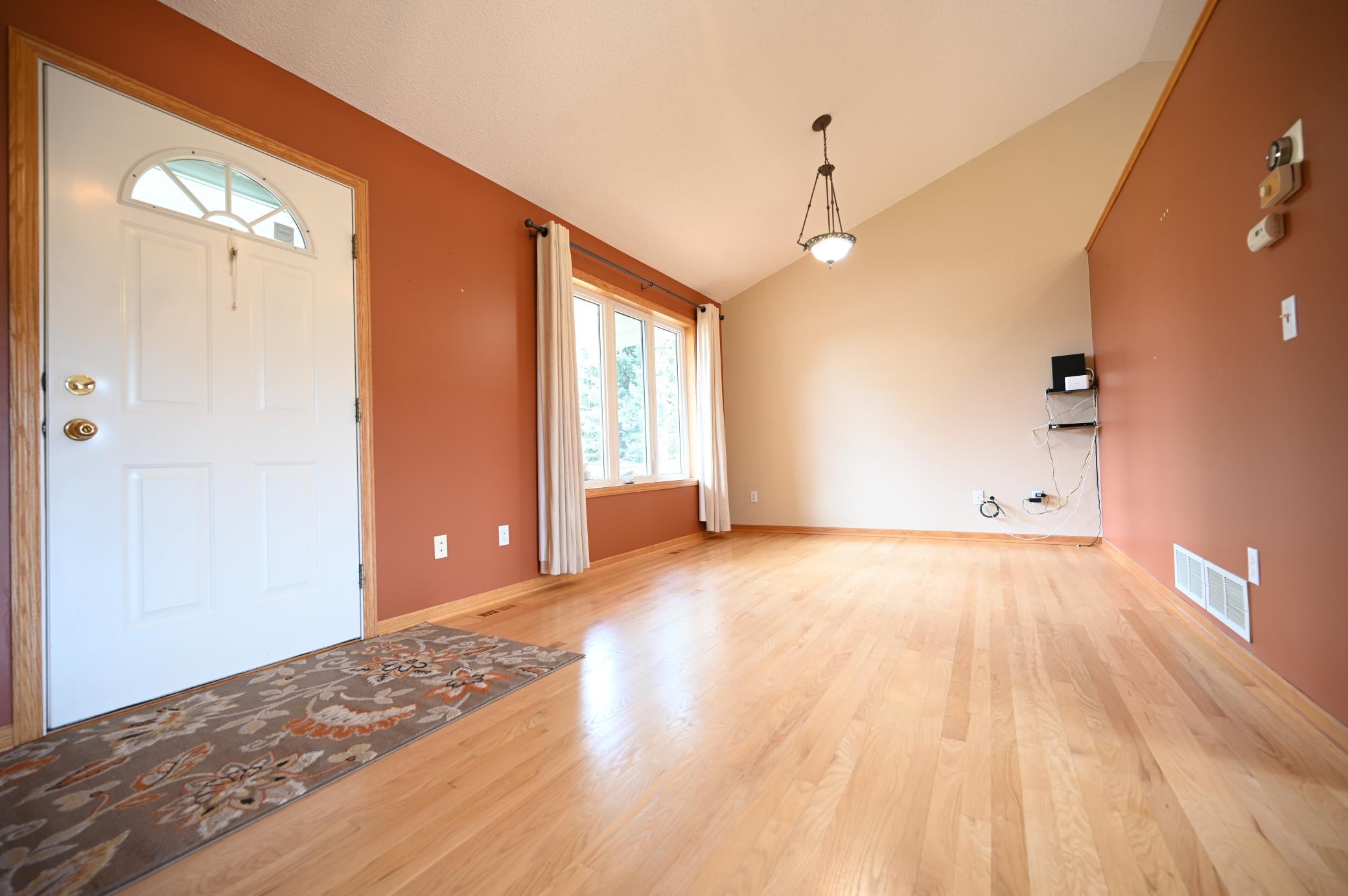 20247 Lake Ridge Drive Prior Lake, MN 55372 - Photo 7 of 42