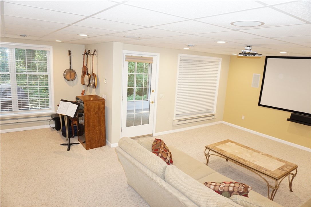 30 Brantley Way Perinton, NY 14526 - Photo 41 of 49