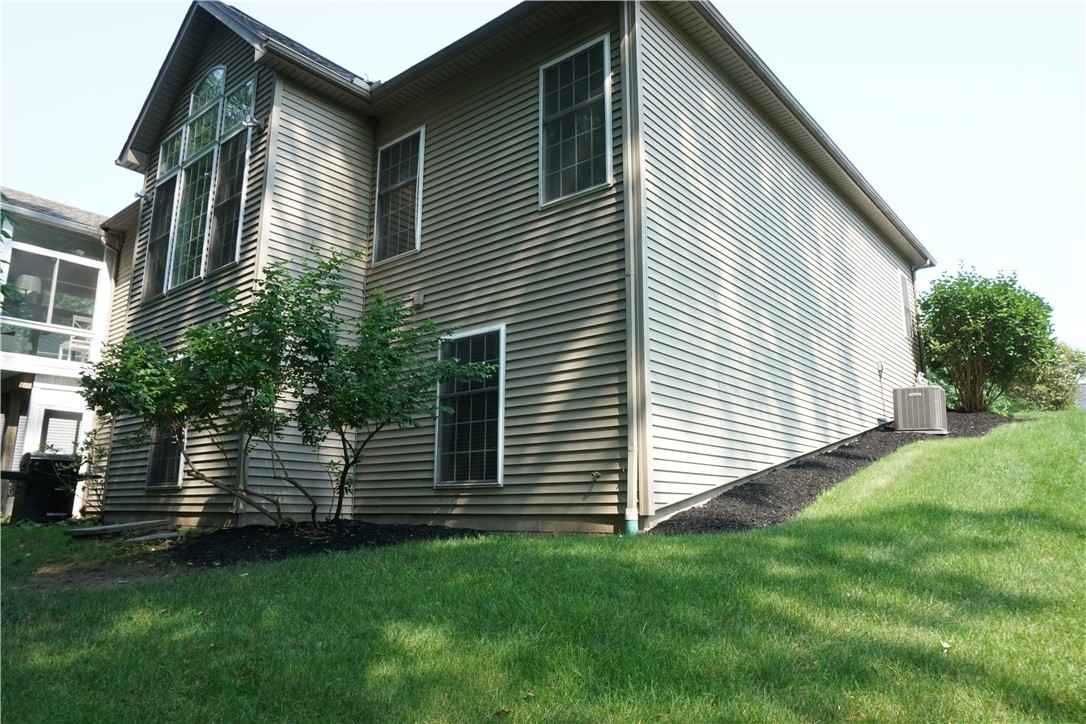 30 Brantley Way Perinton, NY 14526 - Photo 5 of 49