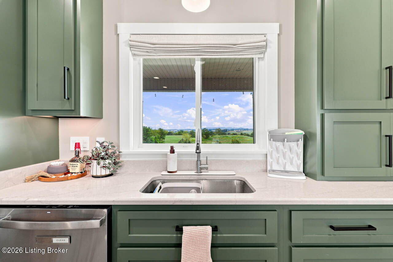 1011 Beantown Road Lebanon, KY 40033 - Photo 20 of 65 1011 Beantown Rd - 22