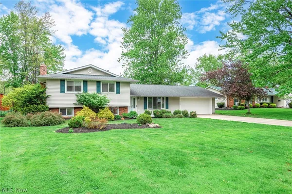 $305,000 | 8139 Yorkshire Drive, Mentor, OH 44060